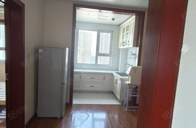 徒骇河旁 精装三室双卫 滨河御府 带车位 小高层 振兴路