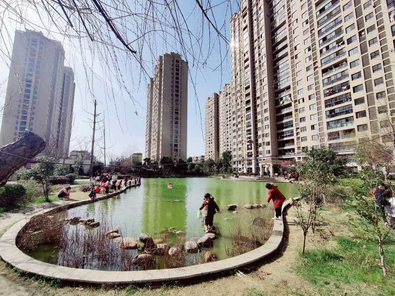 好楼层,看房方便,房东置换诚心出售,价格不飘,可以谈,碧悦湾-昆山58