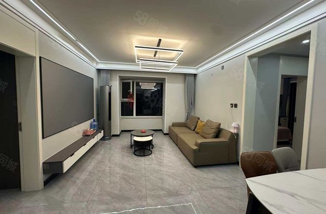 老文轩三室，92万东边户，送储藏室