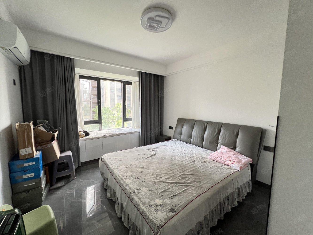 皖新江山樾3室2厅2卫118㎡南北82万