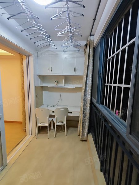 竹林广场3室2厅2卫112㎡南北58.6万