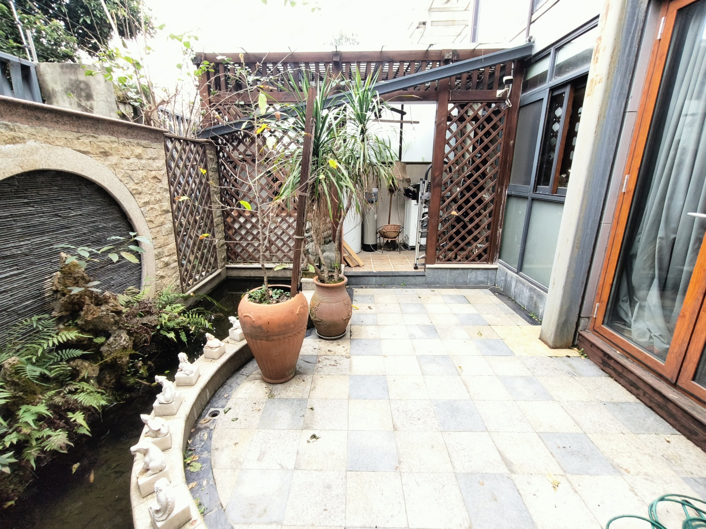 【10图】雍锦湾 商业配套齐全 近地铁 医疗配套成熟 满五,雍锦湾-成都