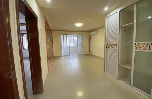 月亮湾 128平88万，急售价格可谈