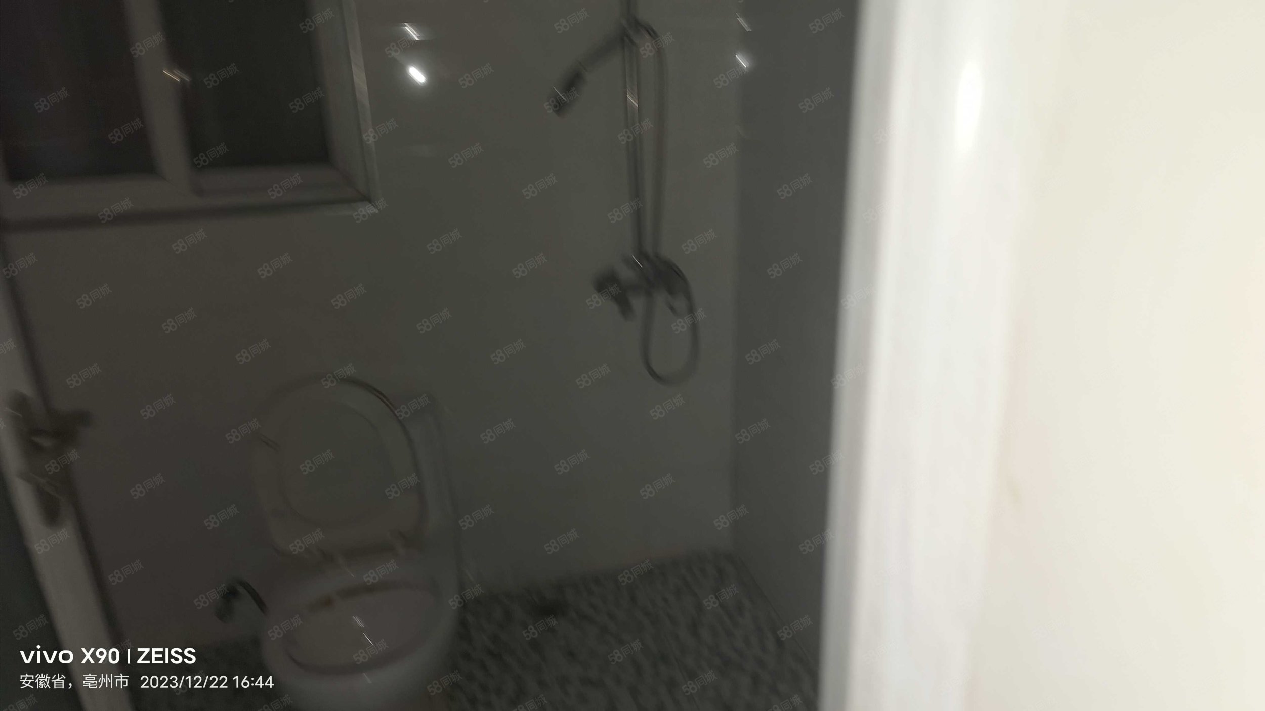 时代广场2室2厅1卫83.8㎡南北23.5万