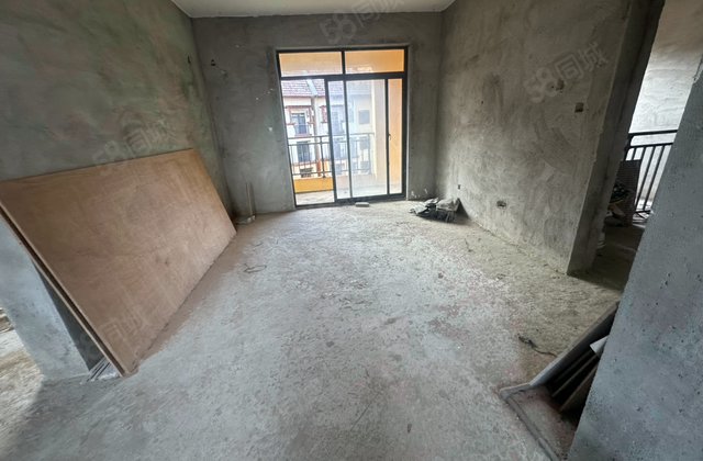 海南欧洲风情镇3室2厅29㎡25万二手房图片