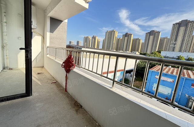 急售抢电梯洋房带车位储藏室，黄山一品旁，好楼层大双阳台