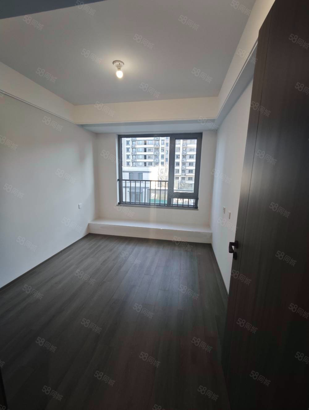 越秀星樾2室2廳1衛(wèi)79㎡南北400萬