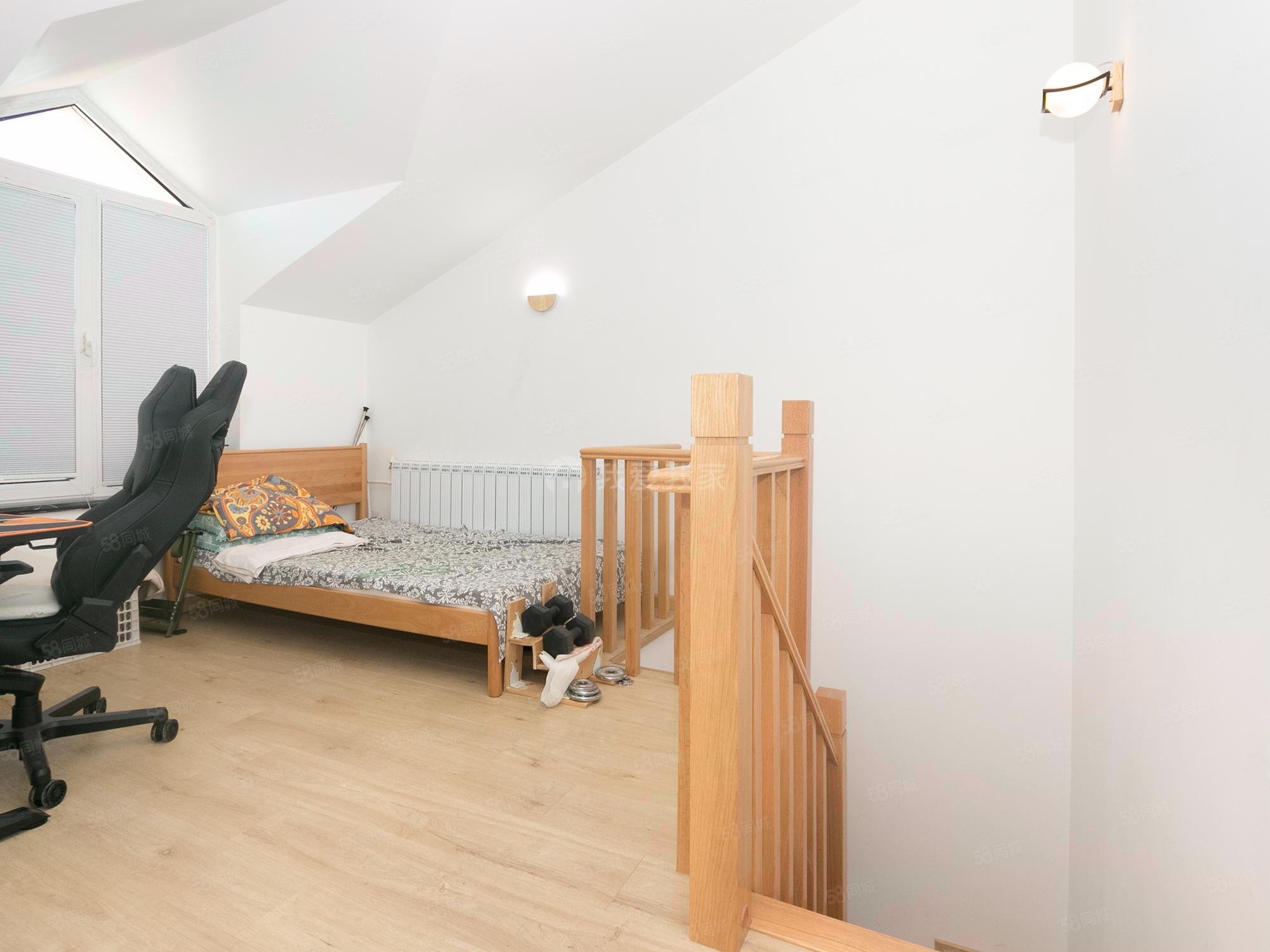 北小園3室2廳2衛(wèi)112.26㎡南北335萬