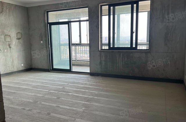 湖畔春晓3室2厅131㎡125万二手房图片