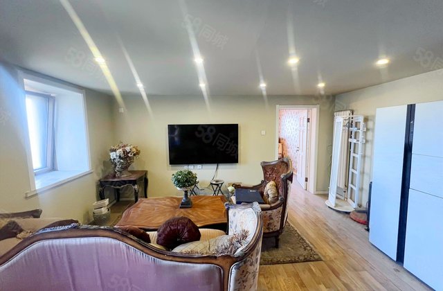 诚基中心国际公寓2室2厅87.39㎡550万二手房图片