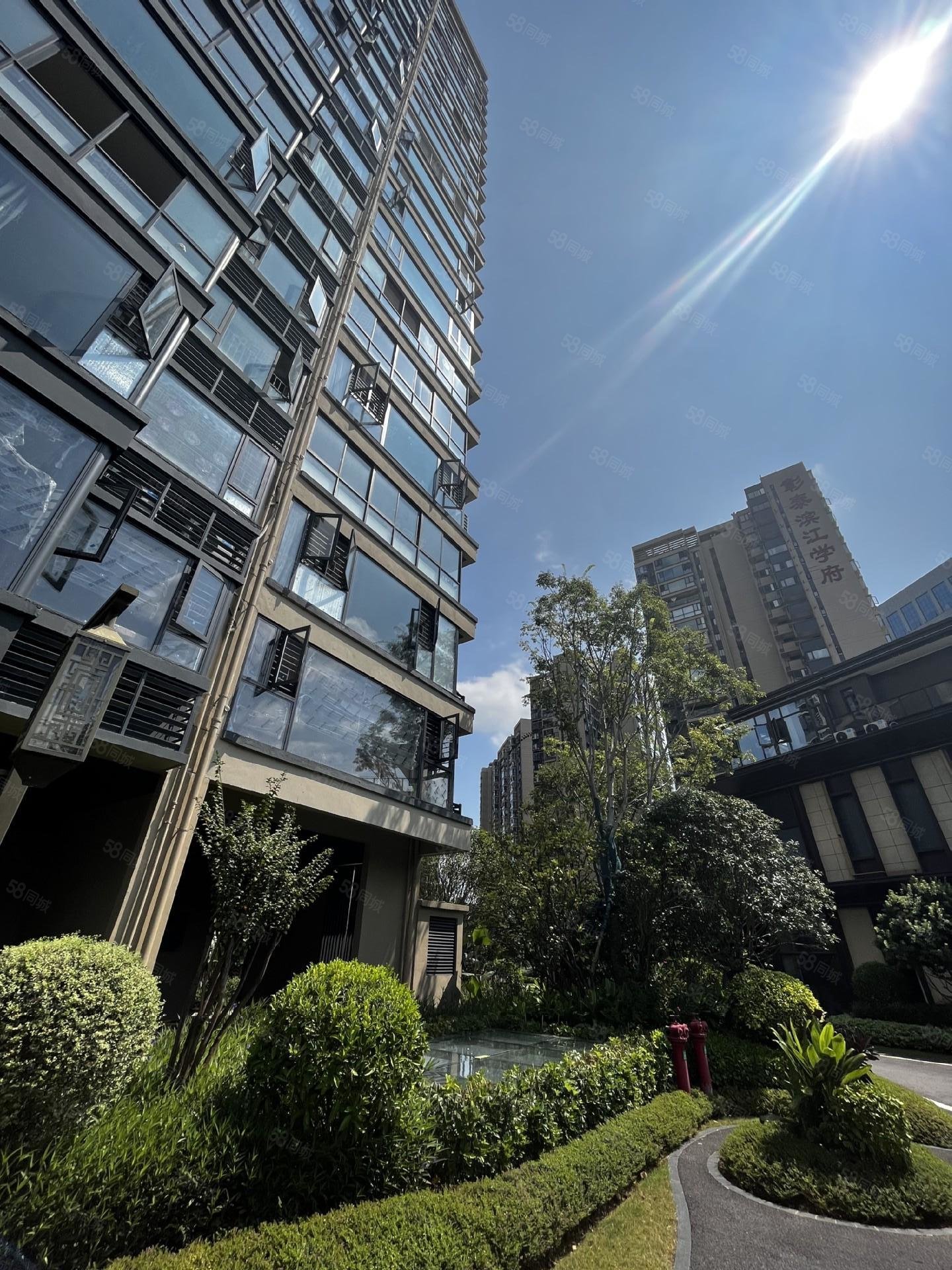 彰泰滨江学府和顺江山全新一手房5房2厅单价仅10600现房