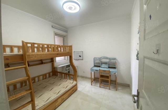 昌润莲城祥荷园 交通便利 购物方便 装修好 满五