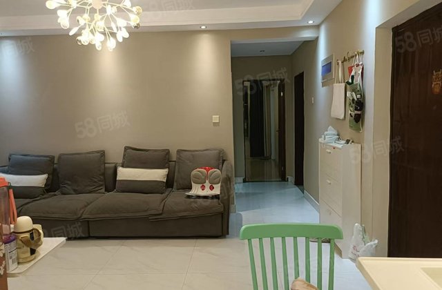 九州国际，精装修，带地下室，免大税，南边通透，边户