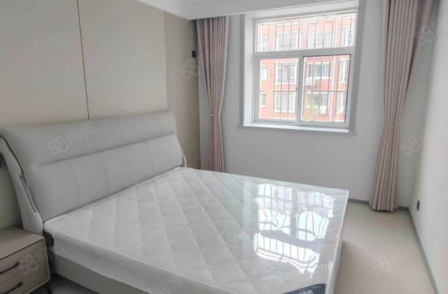 西山花园3室2厅133㎡96万二手房图片