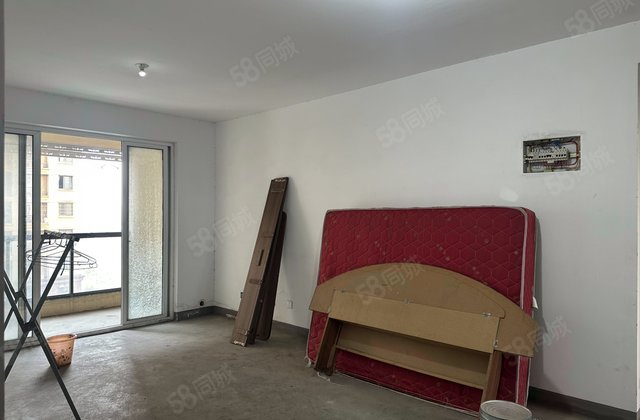 凤凰之家小区3室2厅115.21㎡52.1万二手房图片