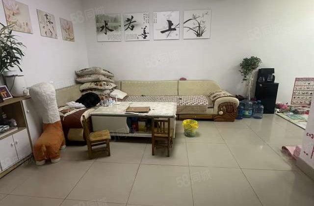 桐凤家园 三室两厅 小区停车方便 近万达 汽车总站 丽景花园