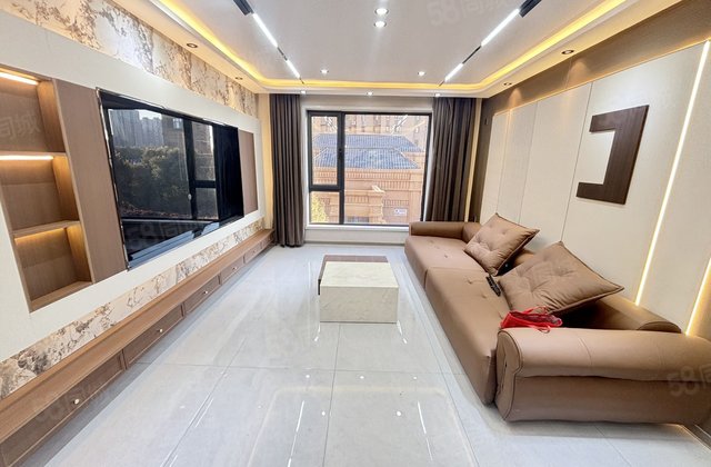 力旺格林春天3室2厅130.78㎡68万二手房图片