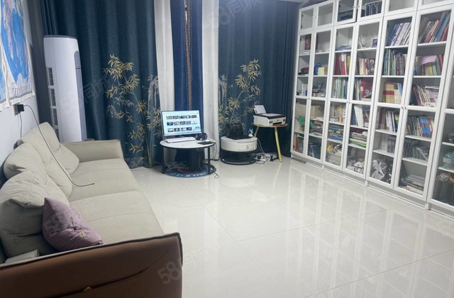 新上房源！房东诚心出售 百合新城 免大税送车位看房方便