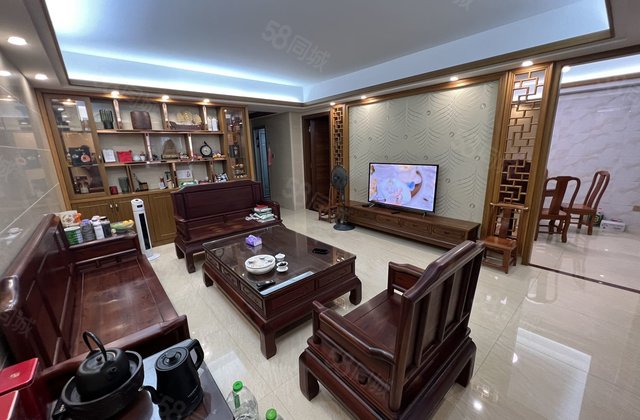 泰安御景江南3室2厅118㎡161万二手房图片