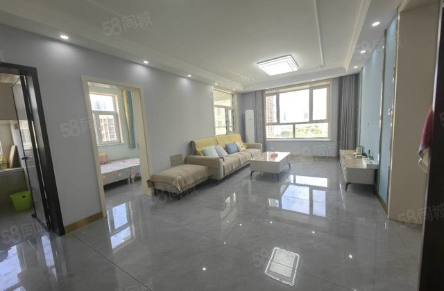 金柱绿城109平 精装修三室两厅一卫一厨仅售885万