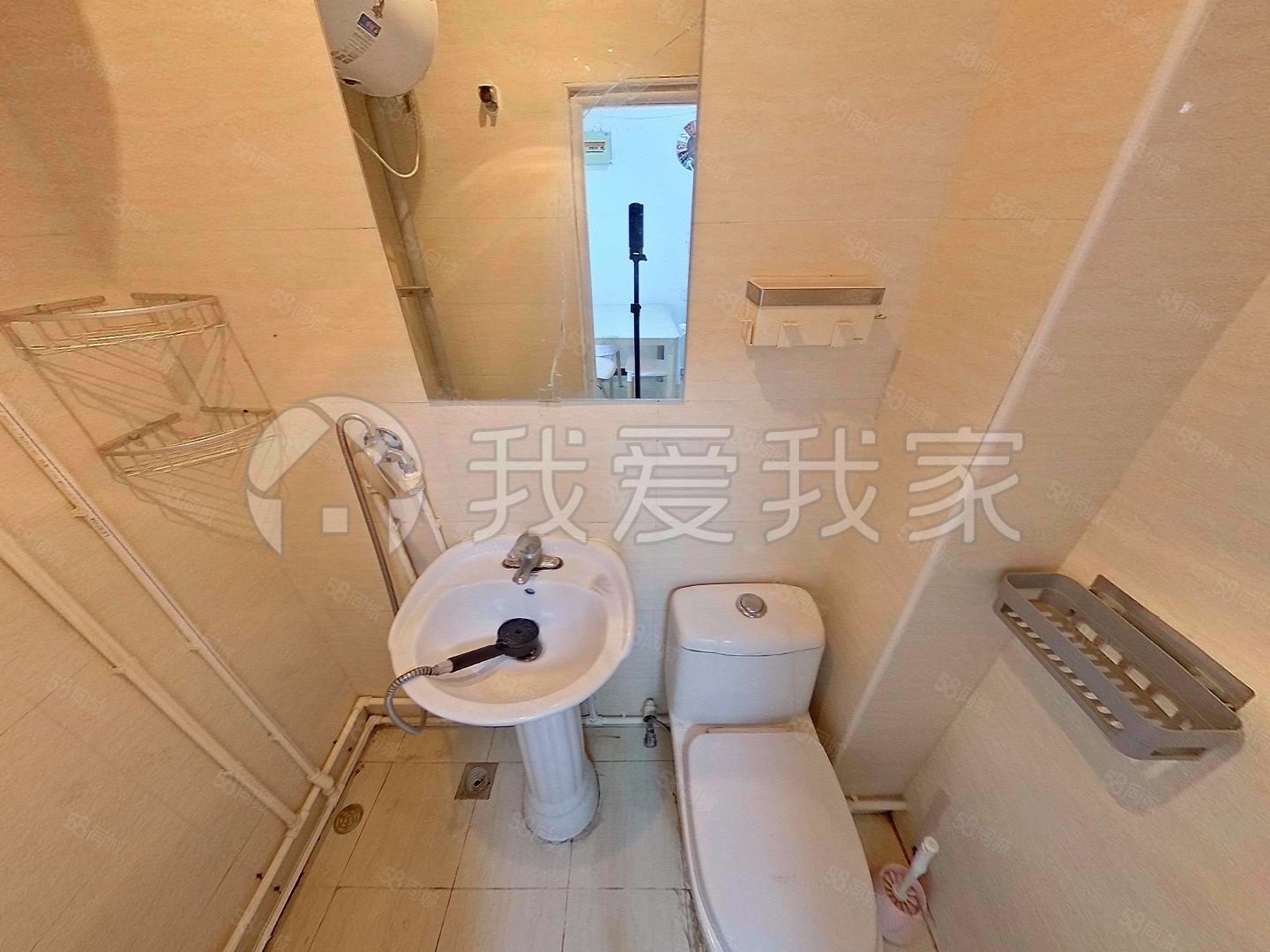 紅廟北里1室1廳1衛(wèi)40.64㎡東158萬