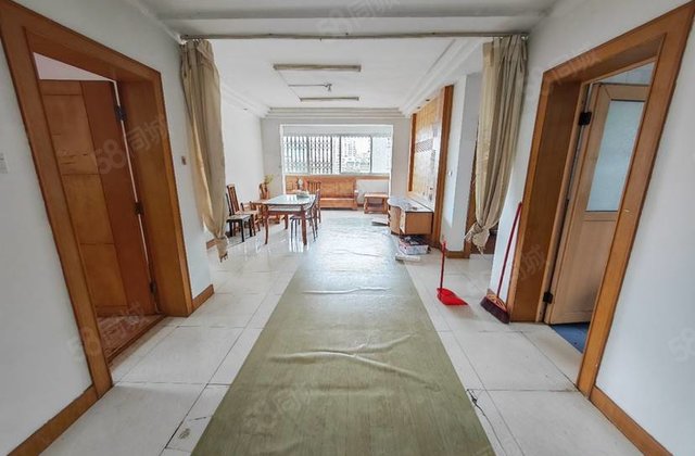 西门市场住宅楼3室2厅118.55㎡36万二手房图片