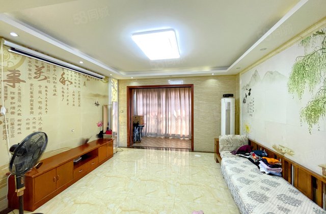 润和紫郡5室2厅135.7㎡80万二手房图片