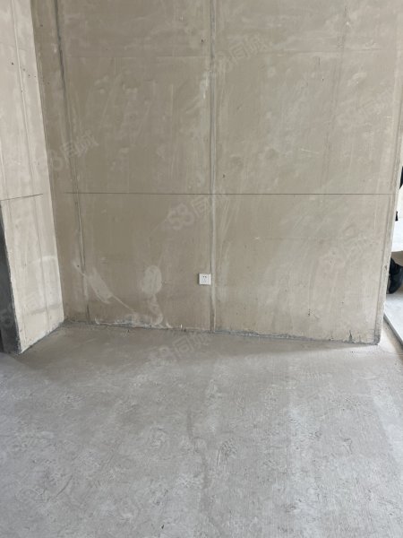 建业心怡苑3室2厅2卫122㎡南北98万