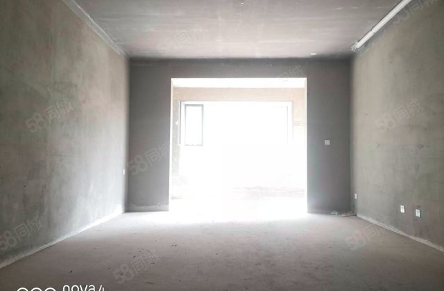 史丹利湖畔丽景4室2厅148㎡66万二手房图片