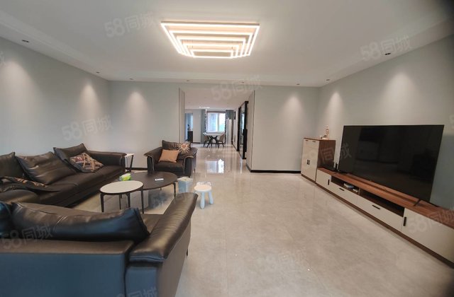 锦绣鹏城5室2厅249㎡169万二手房图片