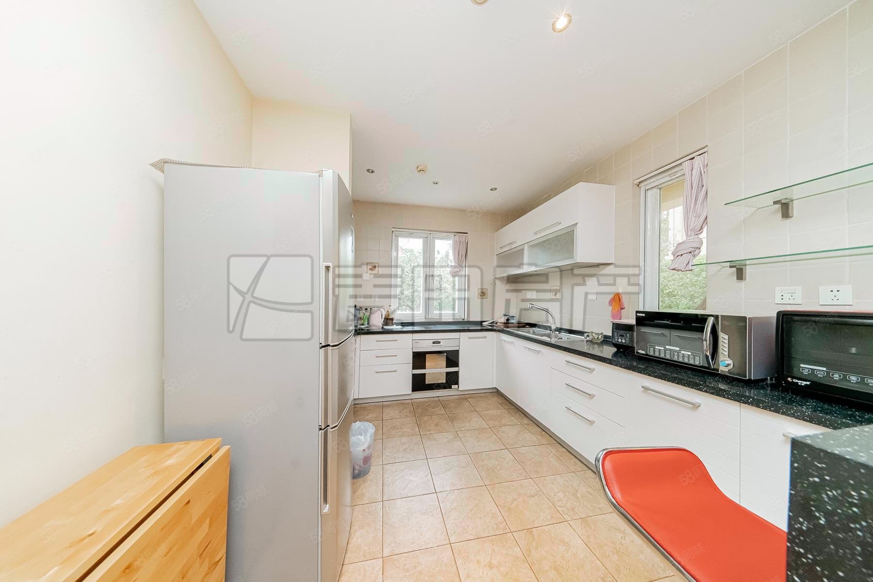 雪梨澳鄉(xiāng)(別墅)6室2廳4衛(wèi)638.28㎡南北3800萬