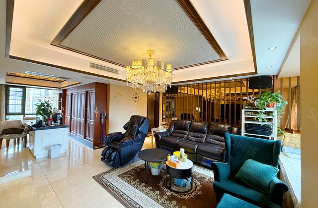 华润凤凰城(三期)4室2厅157.35㎡468万二手房图片