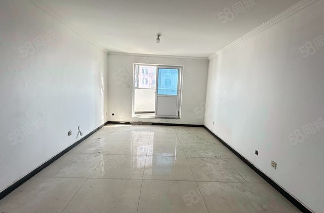 万向城3室2厅95㎡78万二手房图片