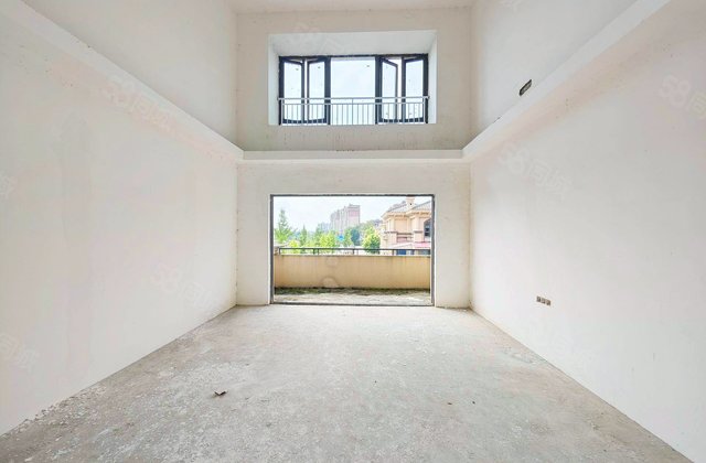 恒大银海湖(二期别墅)4室2厅156.11㎡119.5万二手房图片