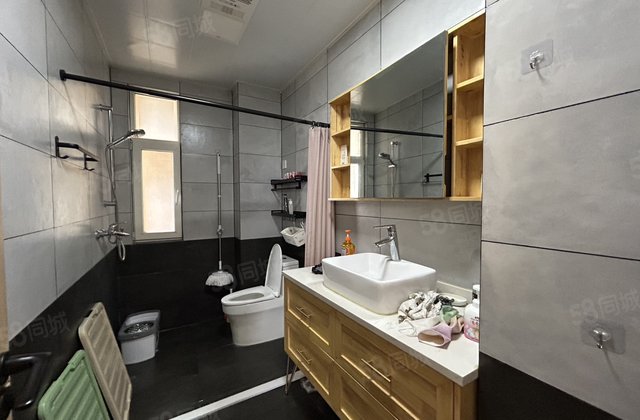 西港锦天城4室2厅144㎡178万二手房图片