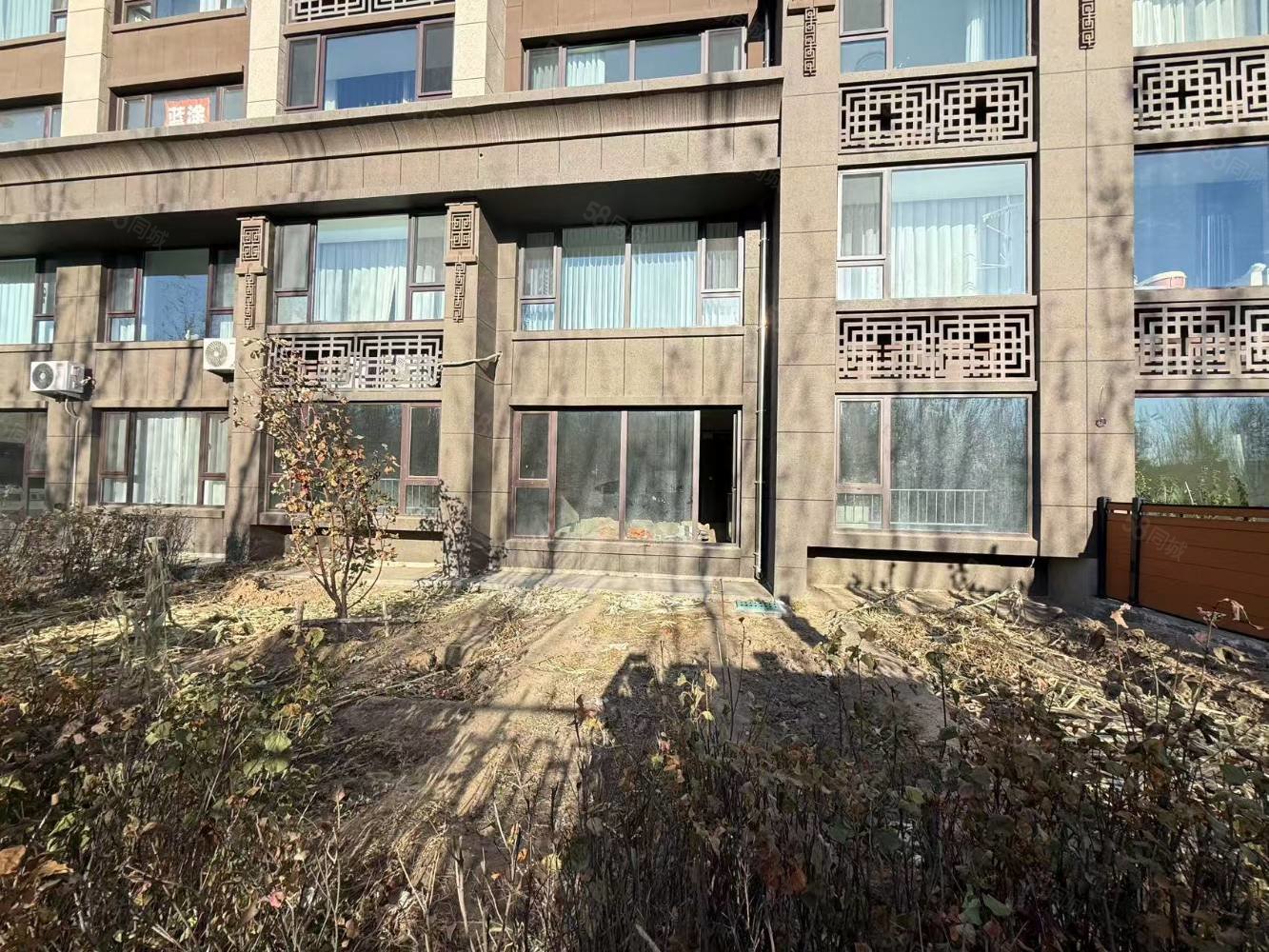 华韵锦园3室2厅2卫140㎡南北98万