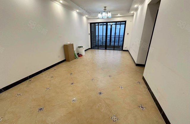 怡翠晋盛花园3室2厅91.44㎡122.8万二手房图片