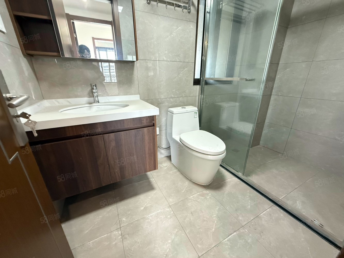 明厚源翡翠庄园3室2厅1卫114㎡南北85万