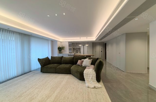 约克郡壹號湖畔4室2厅167.5㎡500万二手房图片