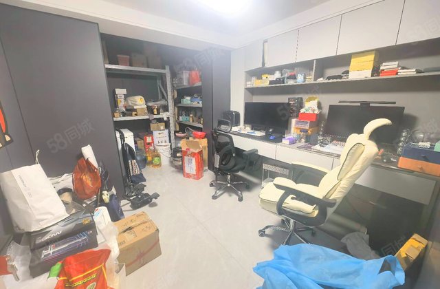 保利和光尘樾6室4厅189.32㎡150万二手房图片
