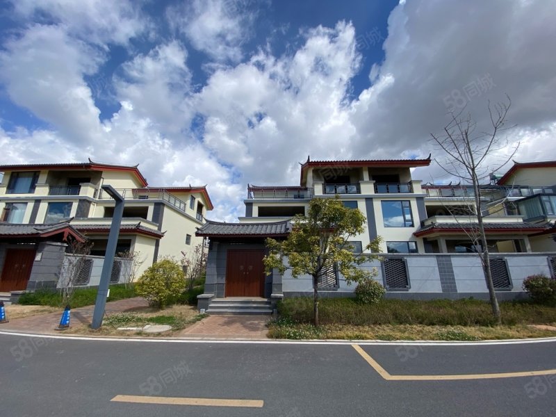 瑞云居端头别墅342平330万有证满二可以按揭院子大