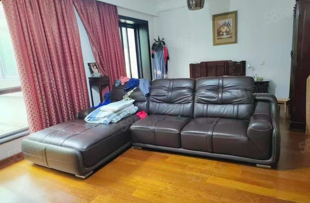 莱英北郡3室3厅290㎡600万二手房图片