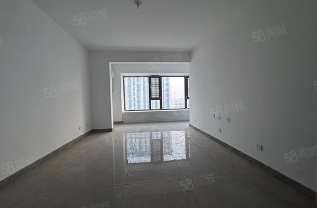 次新房  孟达颐和嘉苑   带电梯 南北通透 车位储藏室