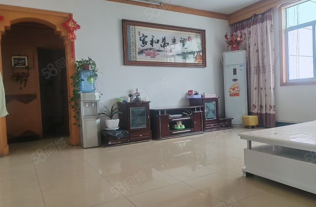 商洛医院3室2厅136㎡59万二手房图片