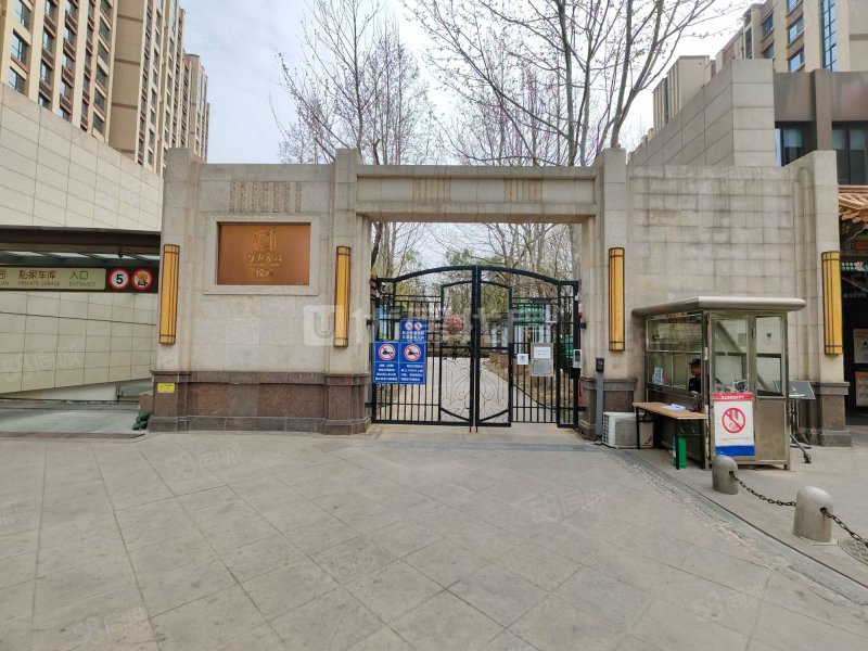 萬方家園(通州)2室1廳1衛(wèi)77㎡南388萬