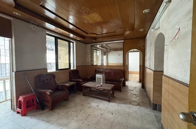 建设北路18号小区4室1厅69.98㎡15万二手房图片