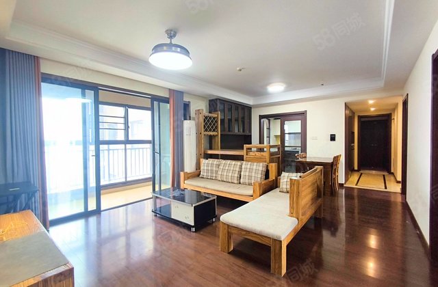 万科里金域国际(一二期)4室2厅140.41㎡218万二手房图片