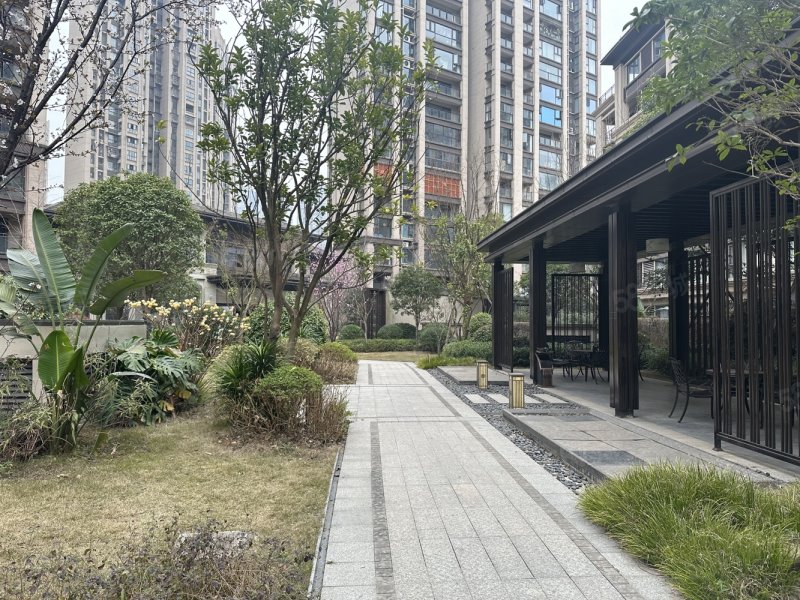 视野开阔 清泉坝五星旁 品质改善小区拎包入住,蓝光雍锦半岛-南充58