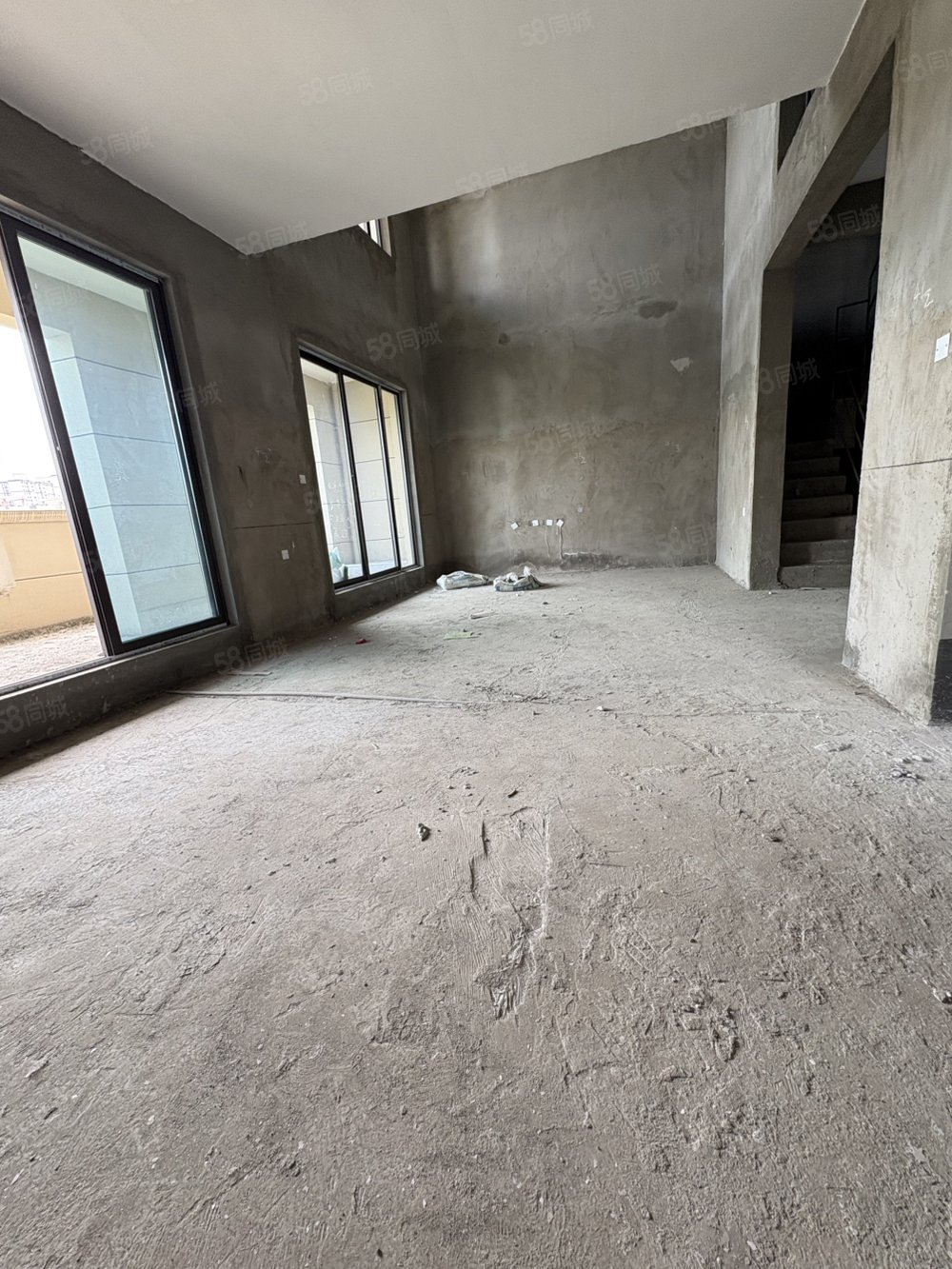 中梁壹号院(别墅)3室2厅3卫169㎡东南178万