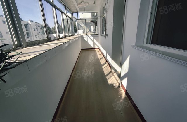 老文轩 外国语 家属院 步梯中间楼层 三室 双阳台 柳园路
